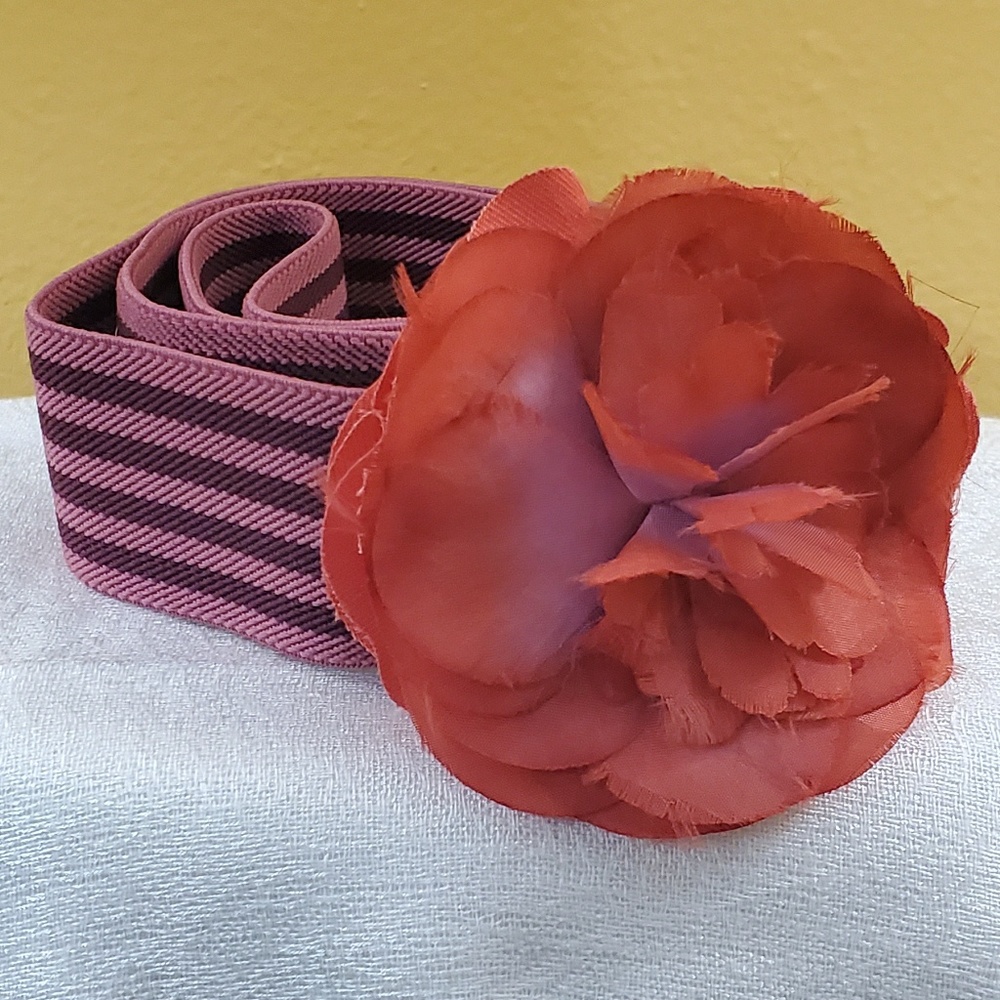 LOFT Pink Stripe Floral Stretch Belt M/L #756